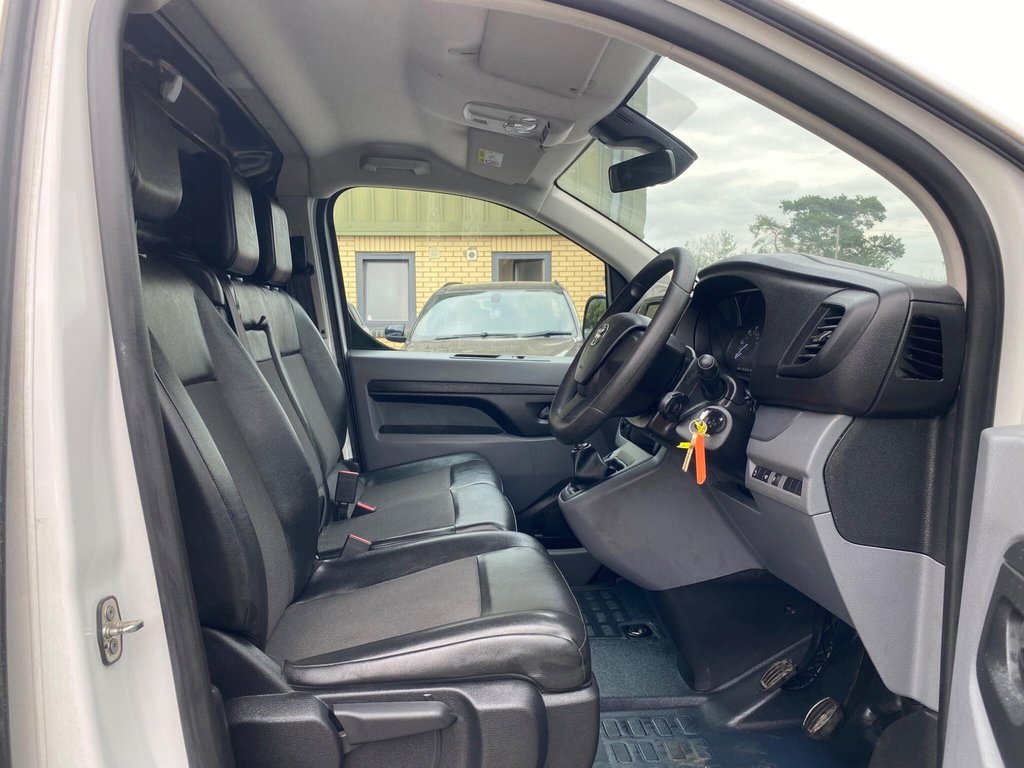 Used Toyota ProAce 2021 for sale - 76309435: Photo 8