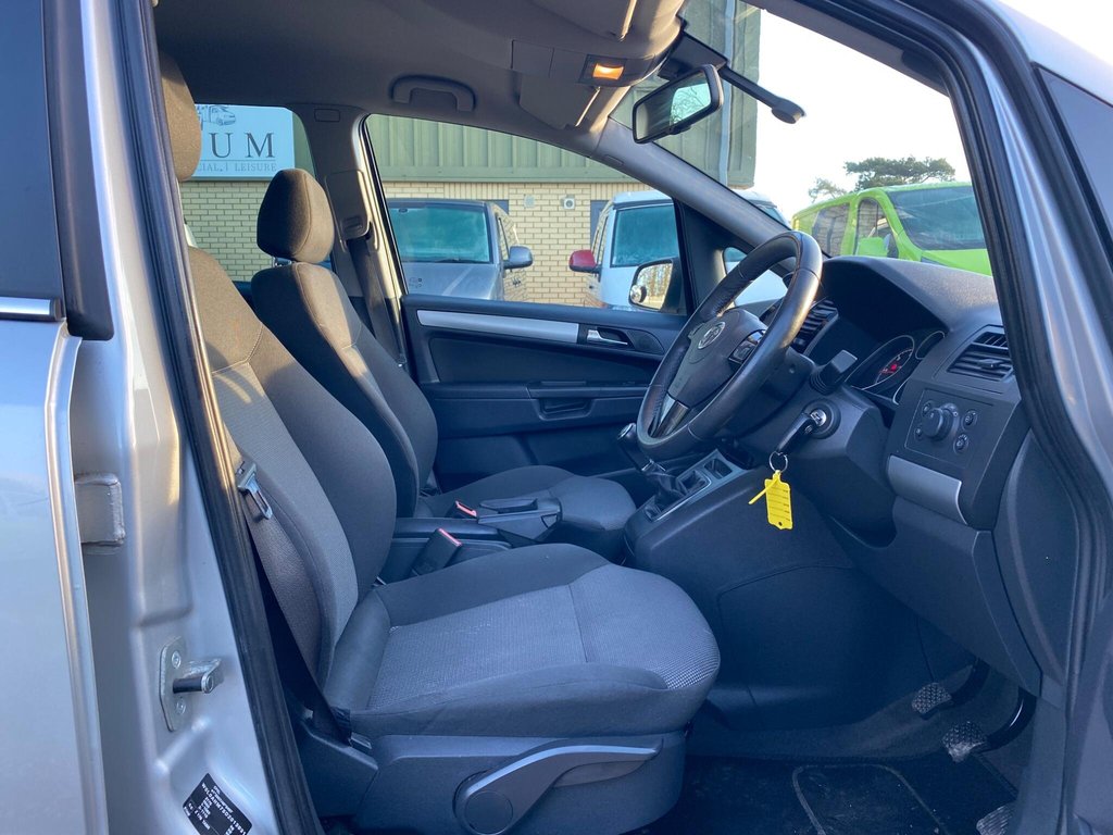 Used Vauxhall Zafira 2013 for sale - 77007252: Photo 7