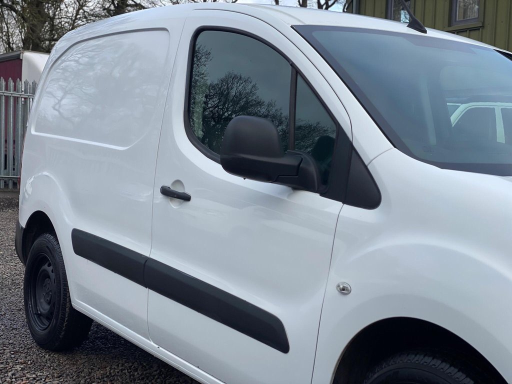 Used Peugeot Partner 2015 for sale - 77525896: Photo 29