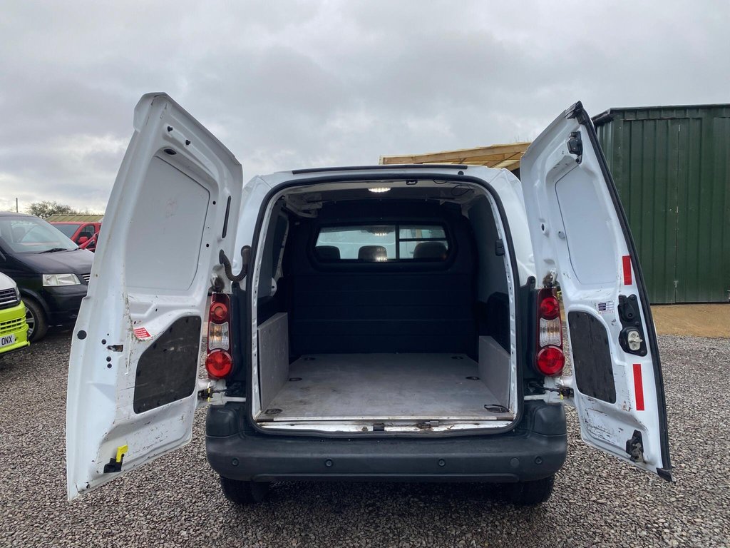 Used Peugeot Partner 2015 for sale - 77525896: Photo 46