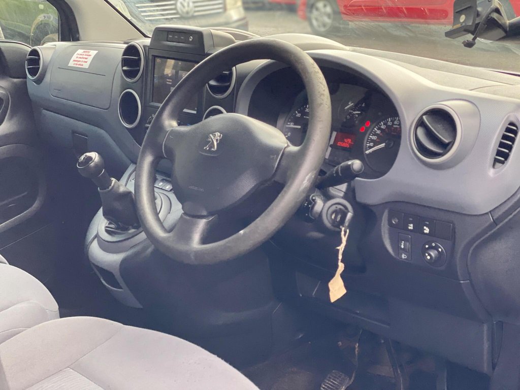 Used Peugeot Partner 2015 for sale - 77525896: Photo 6