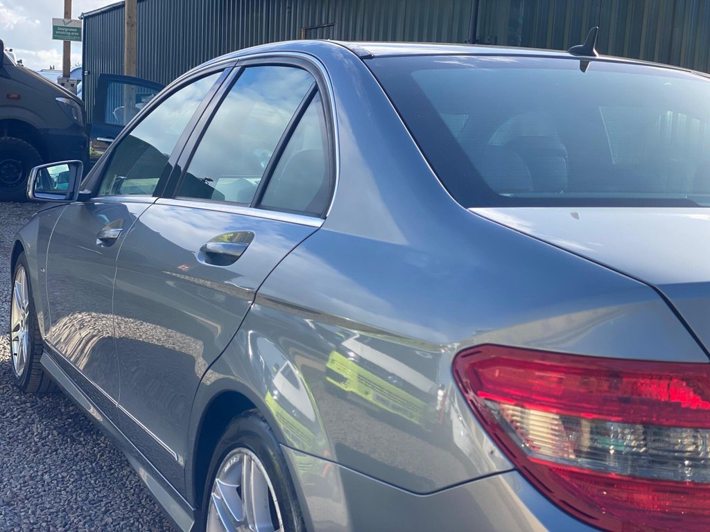 Used Mercedes-Benz C Class 2009 for sale - 77841335: Photo 32