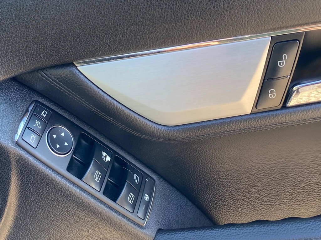 Used Mercedes-Benz C Class 2009 for sale - 77841335: Photo 46