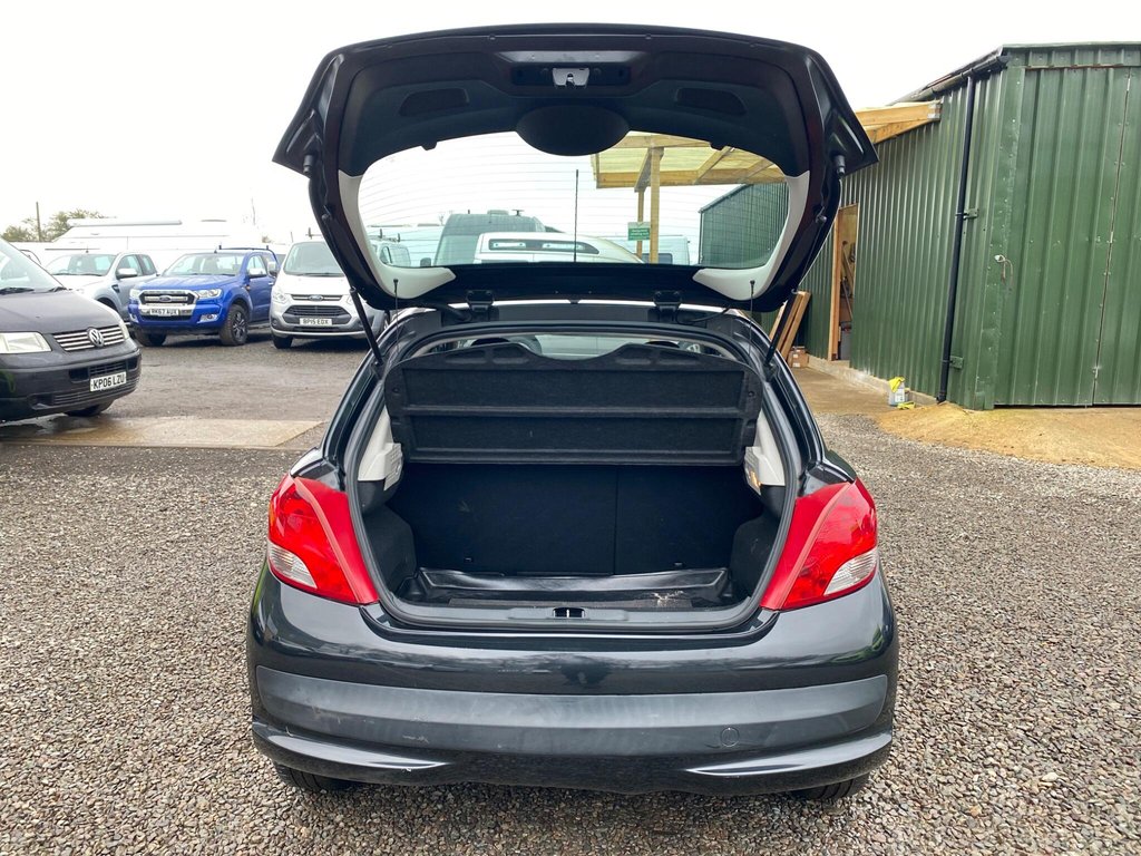 Used Peugeot 207 2010 for sale - 77293204: Photo 12