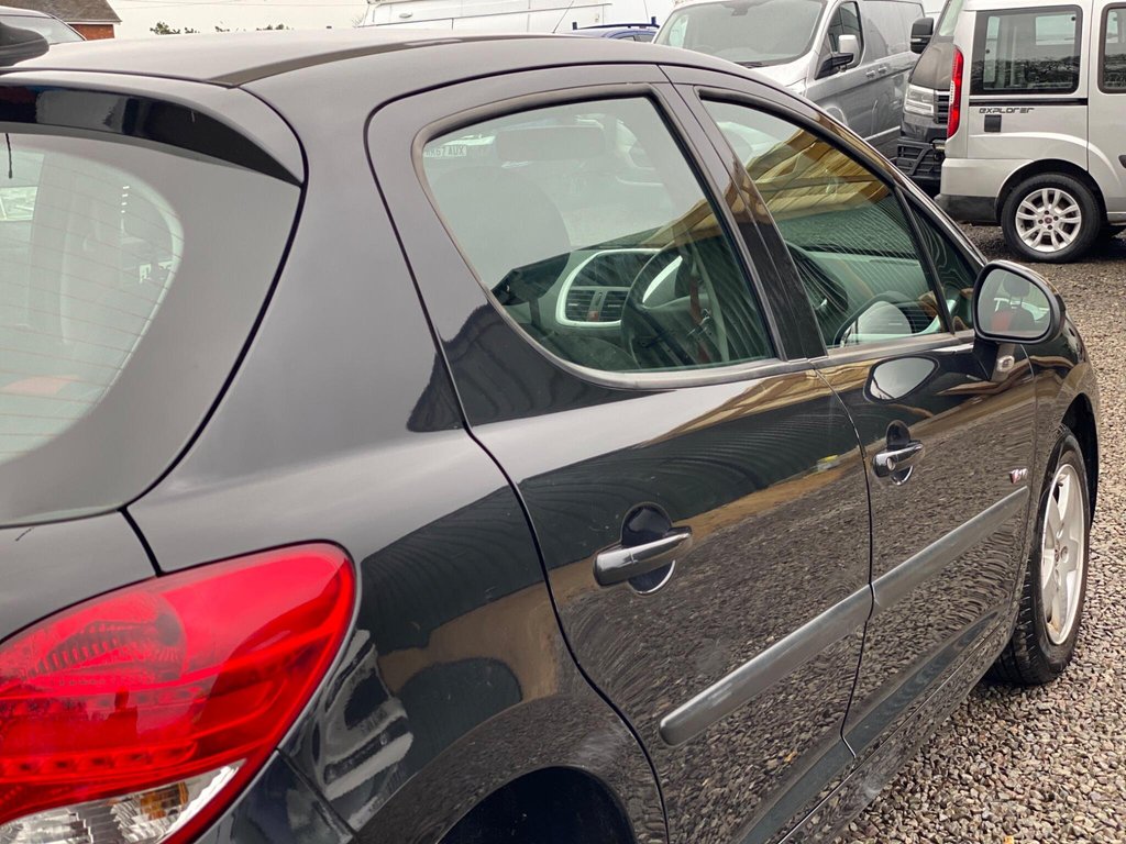 Used Peugeot 207 2010 for sale - 77293204: Photo 20