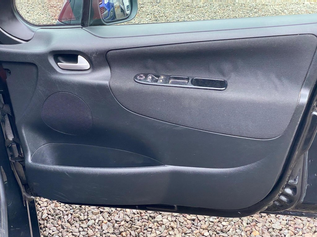 Used Peugeot 207 2010 for sale - 77293204: Photo 30