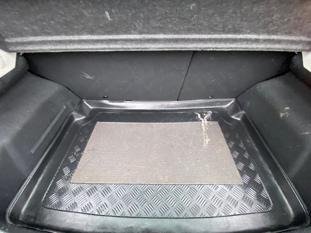 Used Peugeot 207 2010 for sale - 77293204: Photo 36