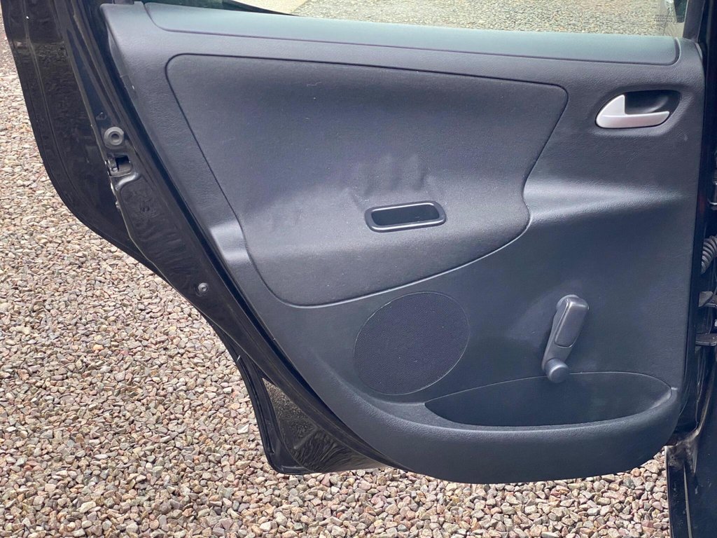 Used Peugeot 207 2010 for sale - 77293204: Photo 39