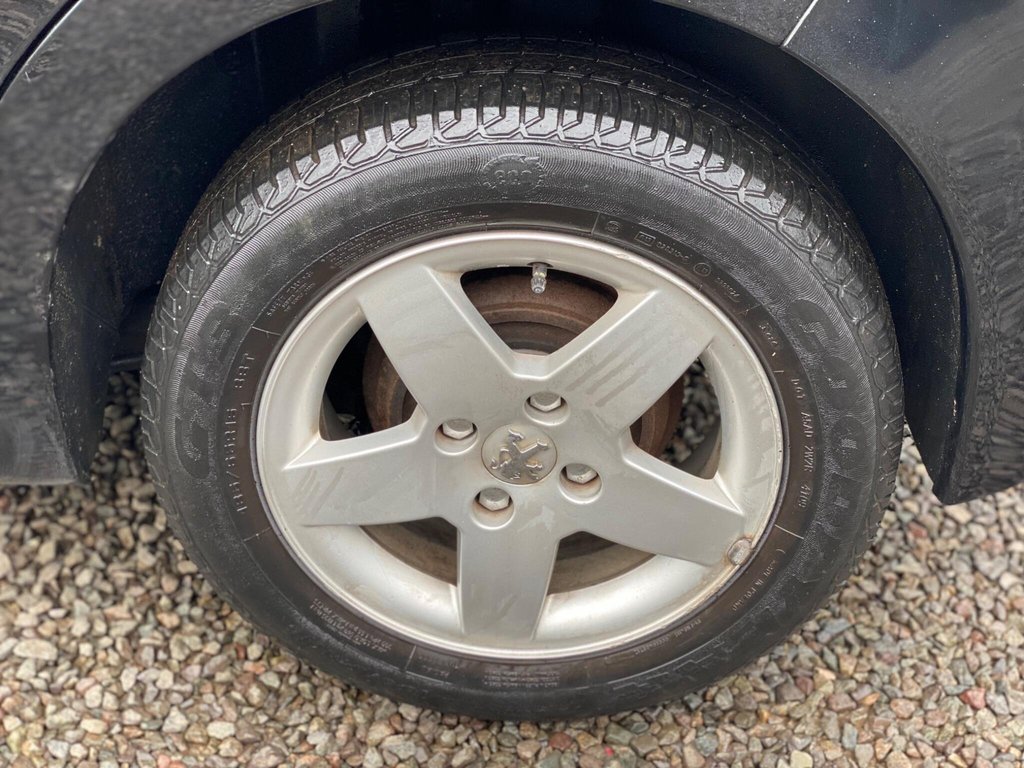 Used Peugeot 207 2010 for sale - 77293204: Photo 44