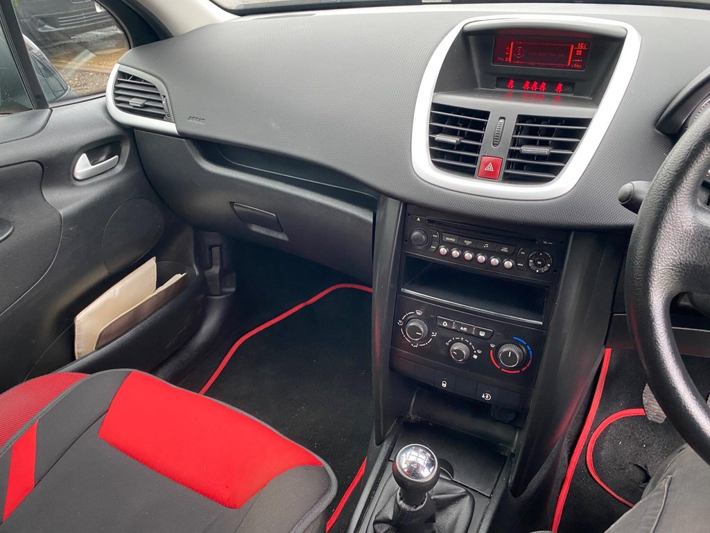 Used Peugeot 207 2010 for sale - 77293204: Photo 8