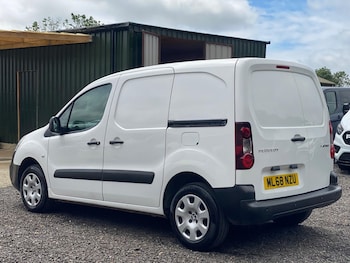 Used Peugeot Partner 2018 for sale - 78936393: Photo