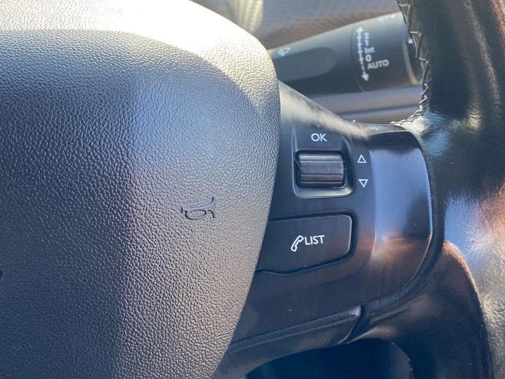 Used Peugeot 2008 2016 for sale - 78096779: Photo 39