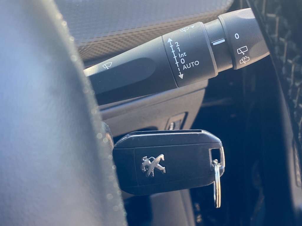 Used Peugeot 2008 2016 for sale - 78096779: Photo 40