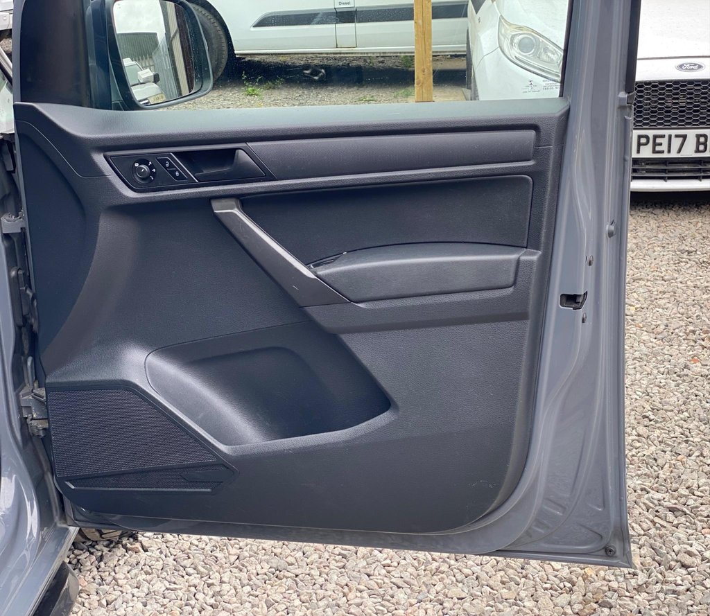 Used Volkswagen Caddy 2018 for sale - 76914704: Photo 45