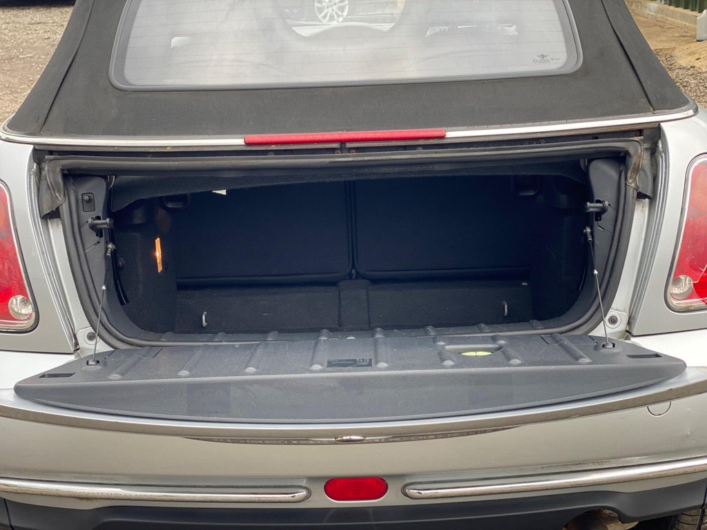 Used MINI Convertible 2007 for sale - 77685302: Photo 21