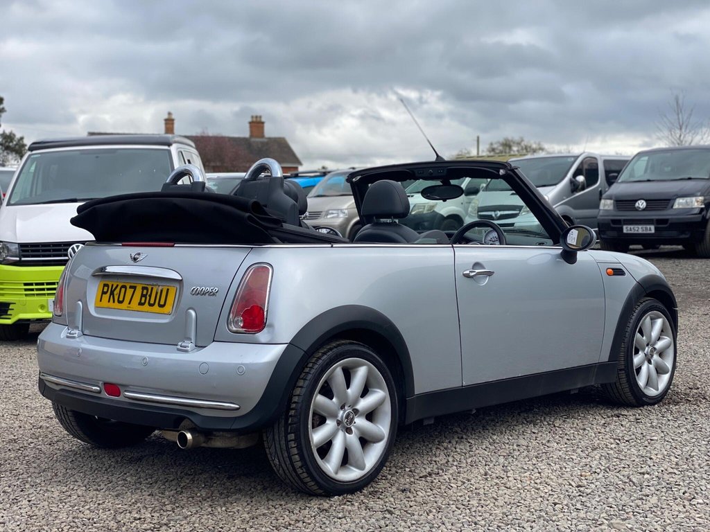 Used MINI Convertible 2007 for sale - 77685302: Photo 5