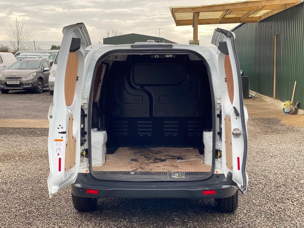 Used Ford Transit Courier 2021 for sale - 77632031: Photo 11