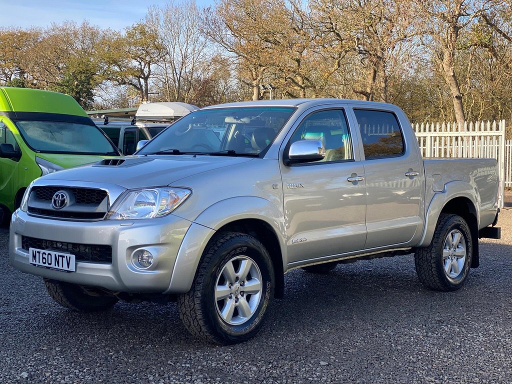 Used Toyota Hilux 2011 for sale - 76711141: Photo 3