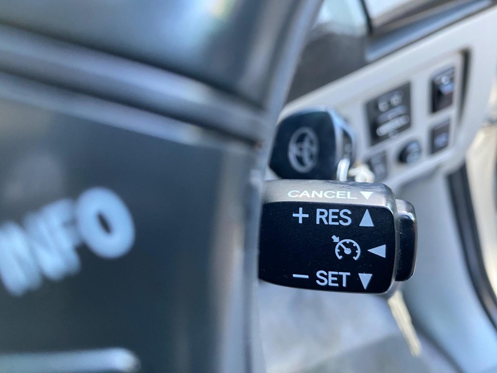 Used Toyota Hilux 2011 for sale - 76711141: Photo 36