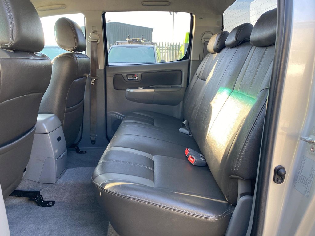 Used Toyota Hilux 2011 for sale - 76711141: Photo 50