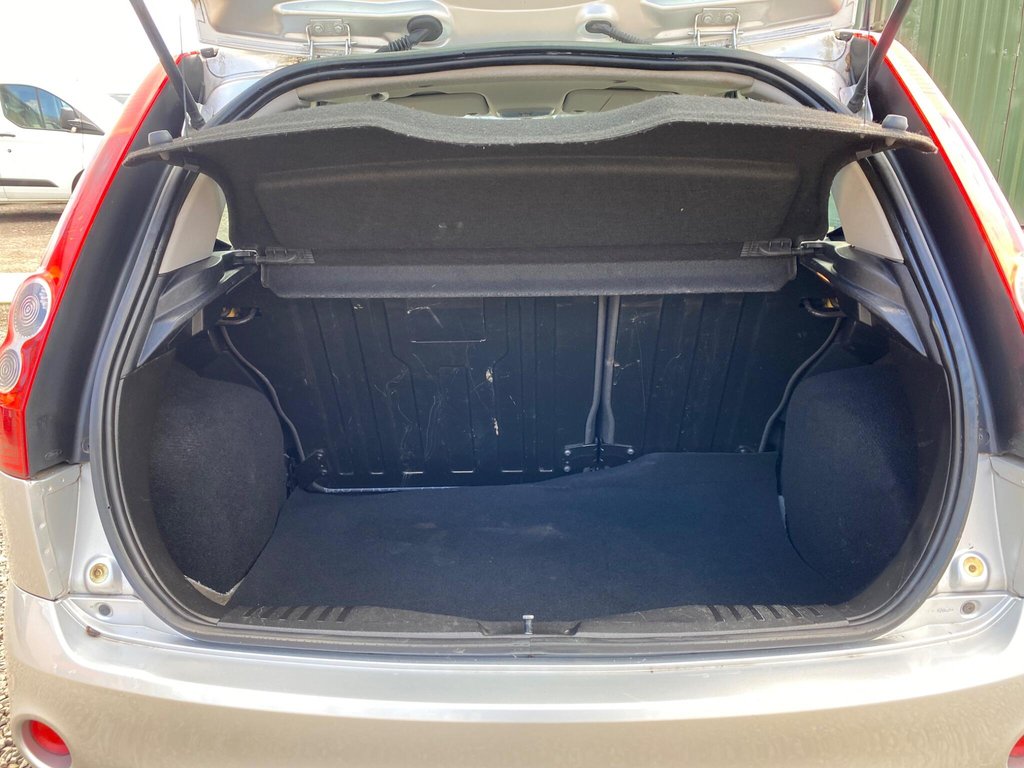 Used Ford Fiesta 2008 for sale - 77841324: Photo 12