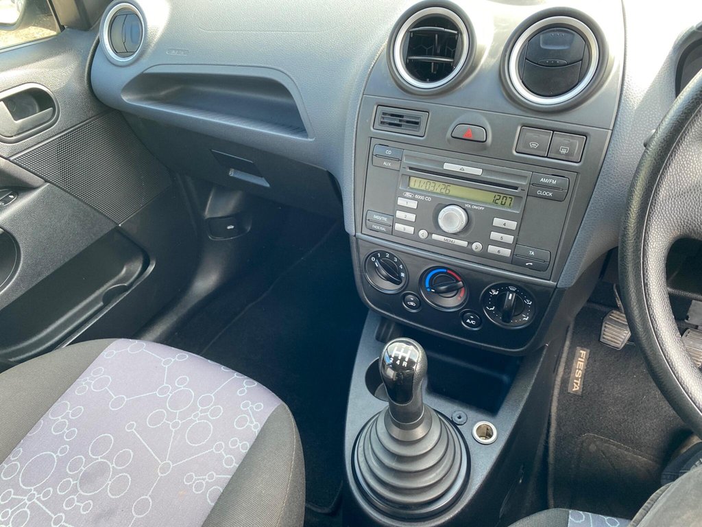 Used Ford Fiesta 2008 for sale - 77841324: Photo 32