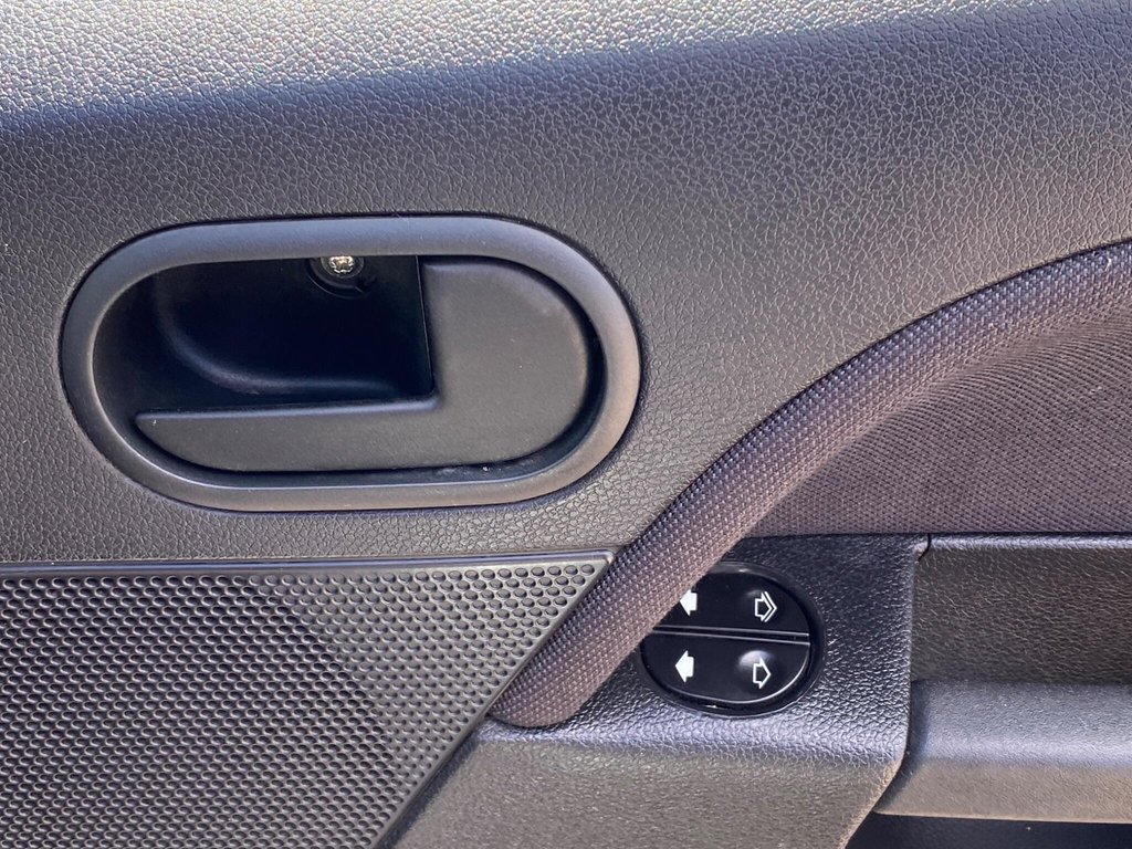 Used Ford Fiesta 2008 for sale - 77841324: Photo 40