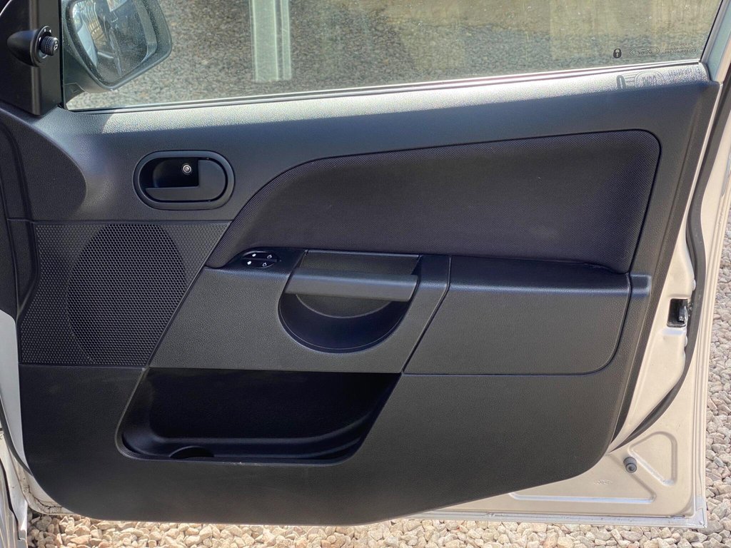 Used Ford Fiesta 2008 for sale - 77841324: Photo 41