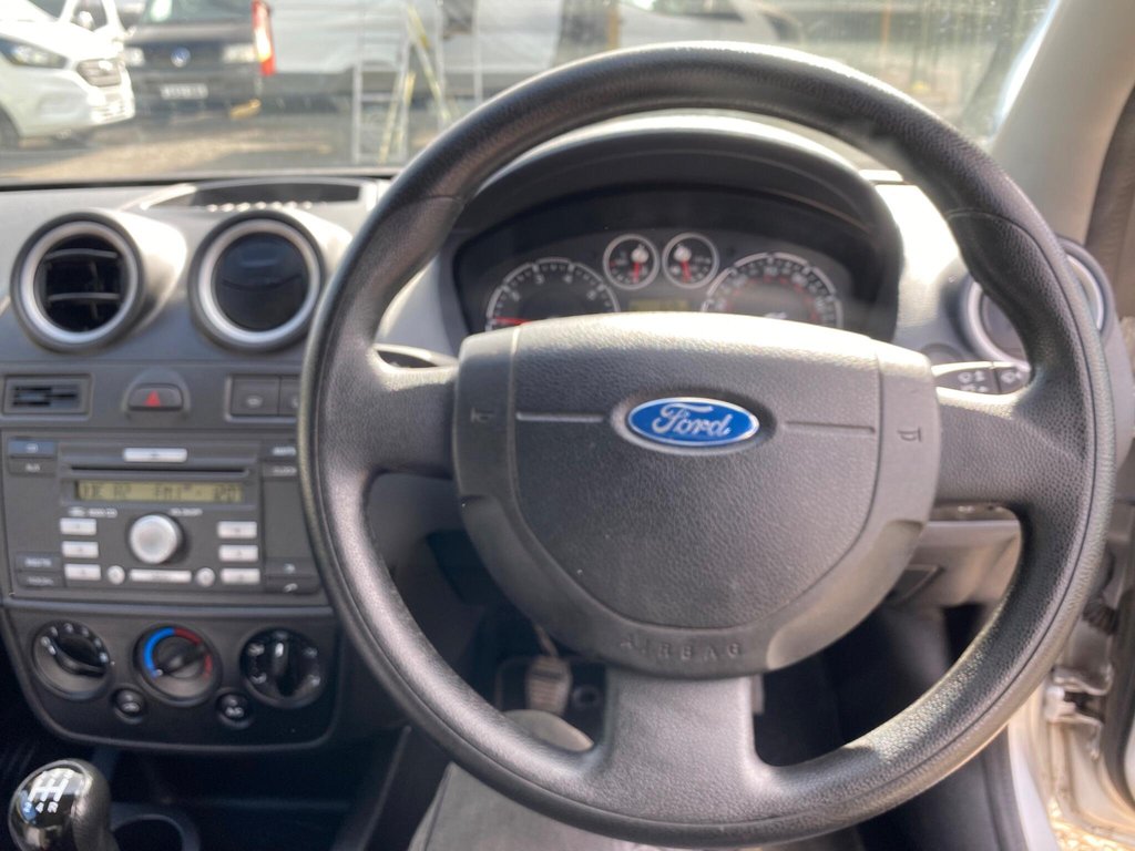 Used Ford Fiesta 2008 for sale - 77841324: Photo 9