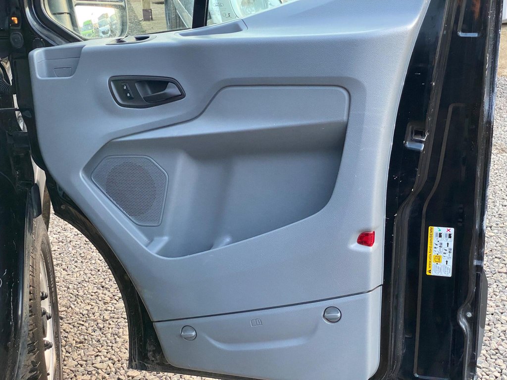 Used Ford Transit 2018 for sale - 76900821: Photo 50