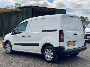 Used Peugeot Partner 2018 for sale - 79117573: Photo