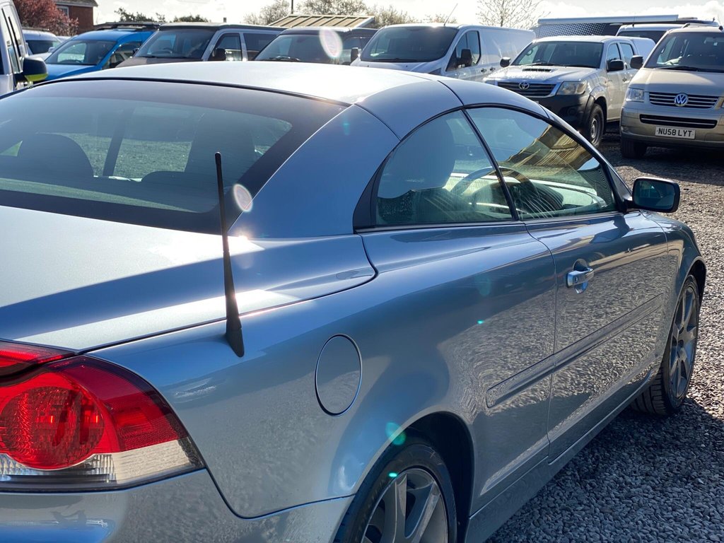 Used Volvo C70 2006 for sale - 78059567: Photo 35