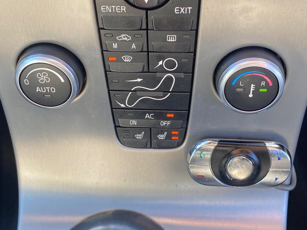 Used Volvo C70 2006 for sale - 78059567: Photo 40