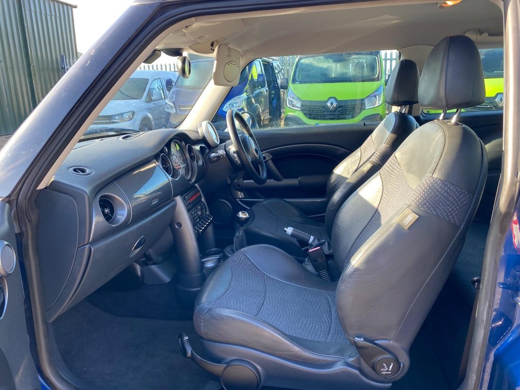 Used MINI Hatch 2003 for sale - 77315987: Photo 14