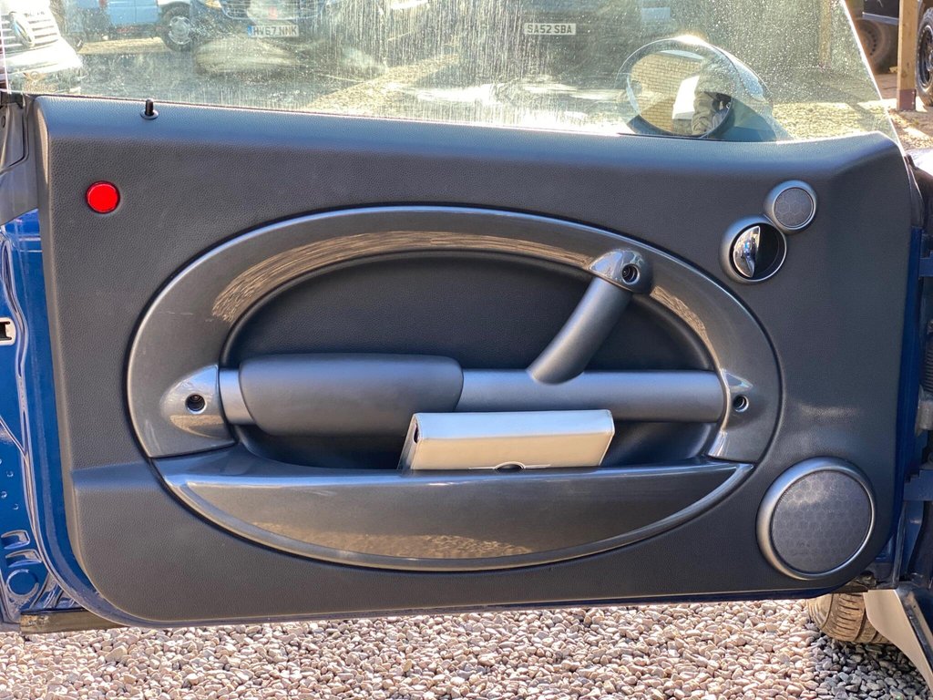 Used MINI Hatch 2003 for sale - 77315987: Photo 39