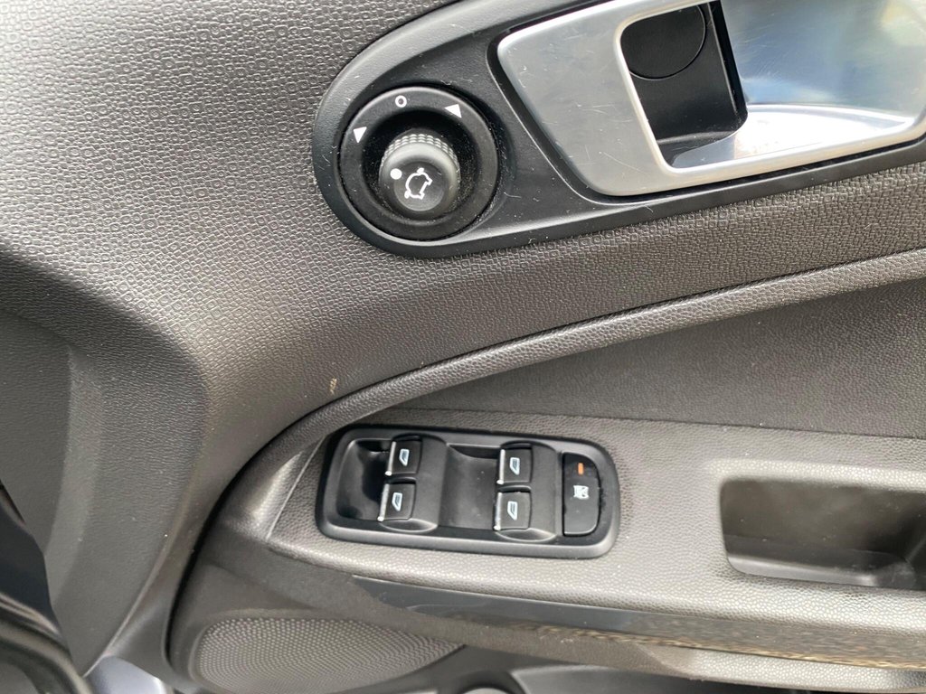 Used Ford Ecosport 2016 for sale - 77483501: Photo 40