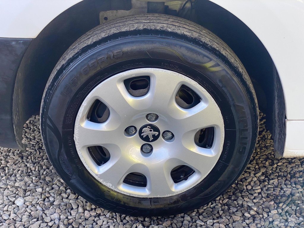 Used Peugeot Partner 2017 for sale - 76582809: Photo 18