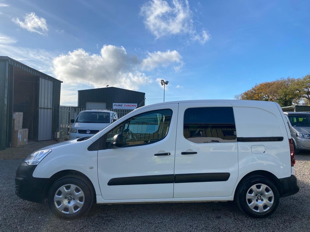 Used Peugeot Partner 2017 for sale - 76582809: Photo 21