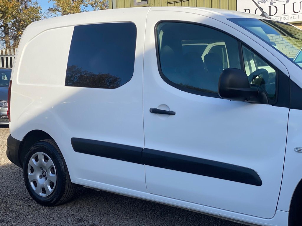Used Peugeot Partner 2017 for sale - 76582809: Photo 25