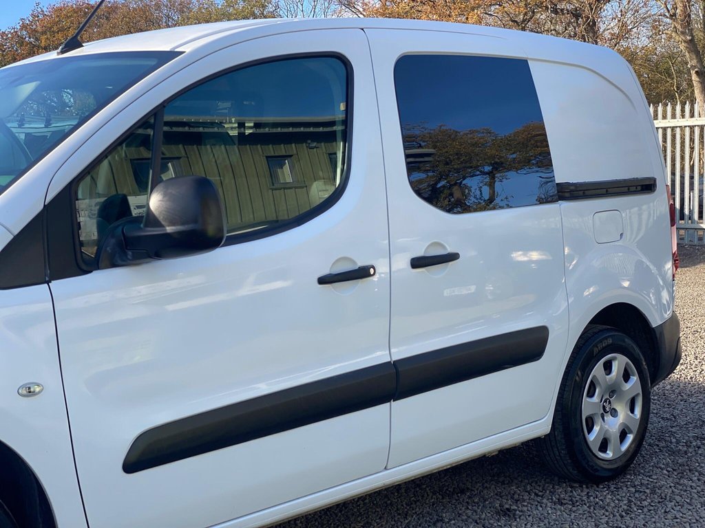 Used Peugeot Partner 2017 for sale - 76582809: Photo 27