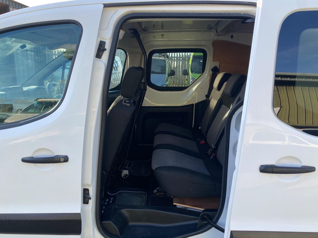 Used Peugeot Partner 2017 for sale - 76582809: Photo 29