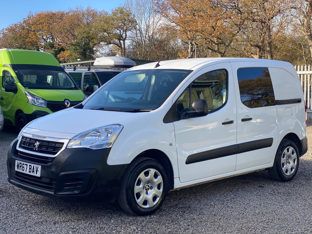 Used Peugeot Partner 2017 for sale - 76582809: Photo 3