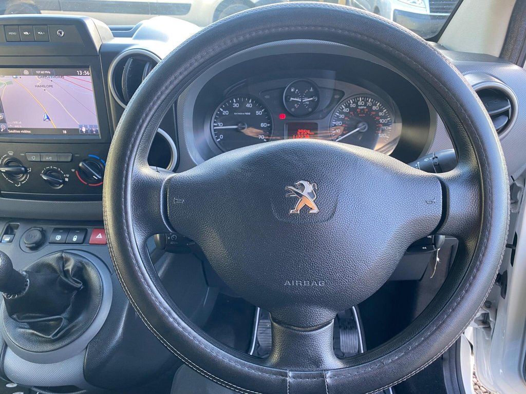 Used Peugeot Partner 2017 for sale - 76582809: Photo 38