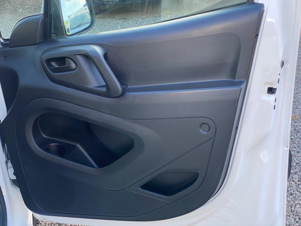 Used Peugeot Partner 2017 for sale - 76582809: Photo 45