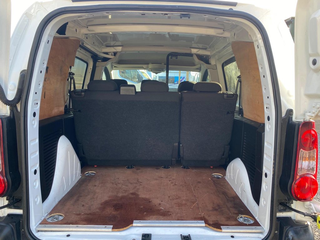 Used Peugeot Partner 2017 for sale - 76582809: Photo 47