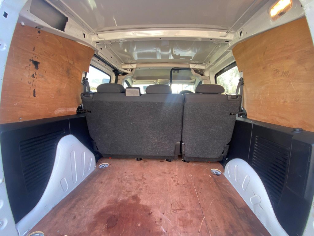 Used Peugeot Partner 2017 for sale - 76582809: Photo 48