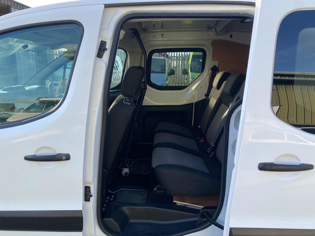 Used Peugeot Partner 2017 for sale - 76582809: Photo 50