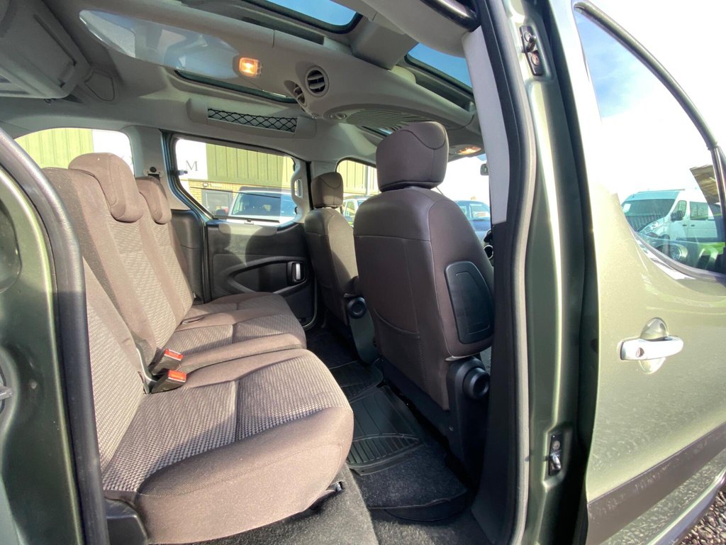 Used Peugeot Partner Tepee 2011 for sale - 77388791: Photo 16