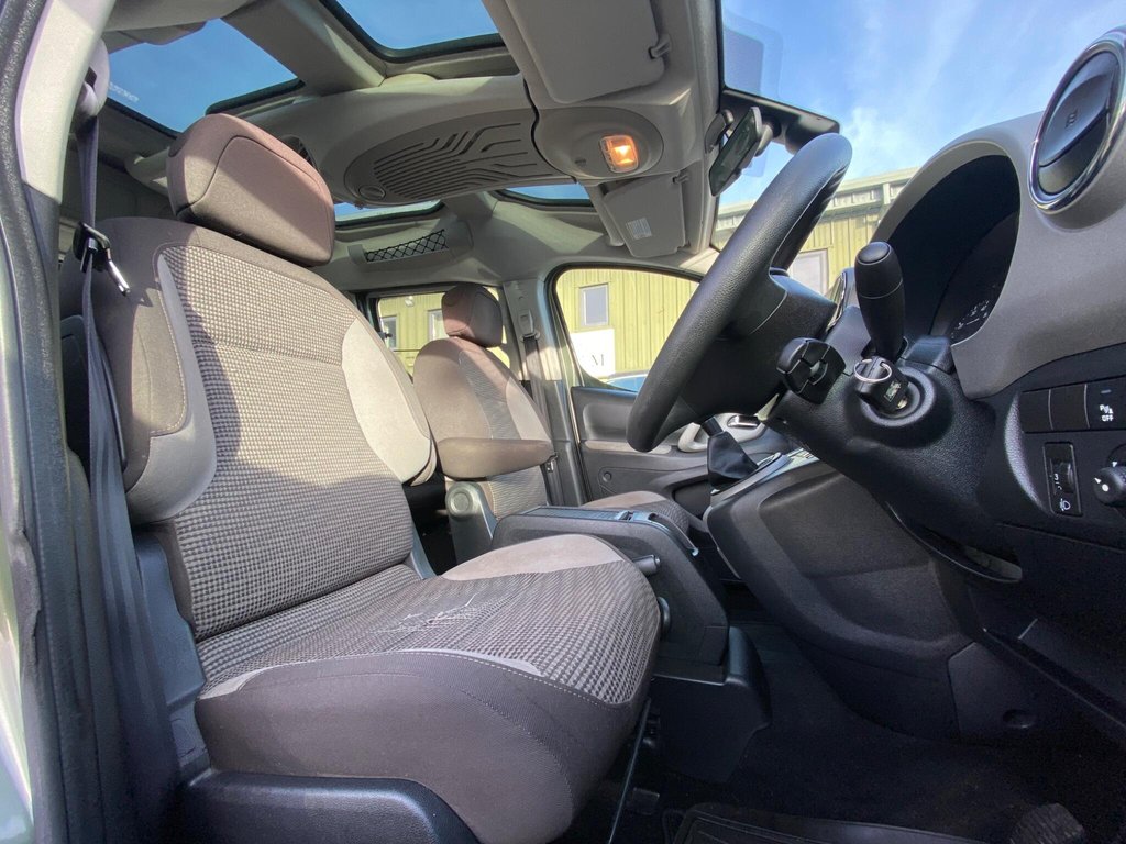 Used Peugeot Partner Tepee 2011 for sale - 77388791: Photo 32