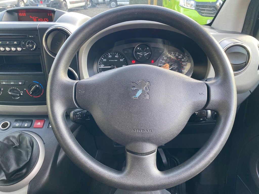 Used Peugeot Partner Tepee 2011 for sale - 77388791: Photo 38